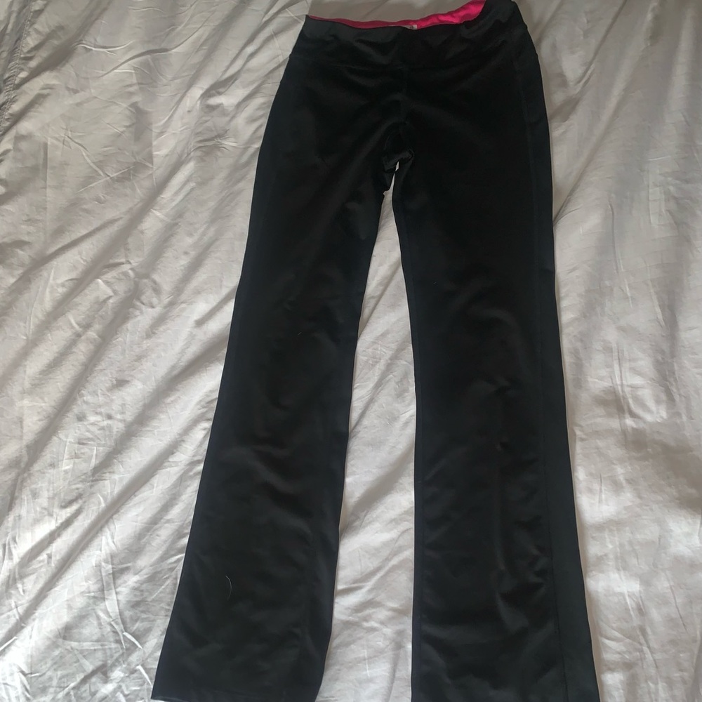 Layer 8 athletic pants. Size Sm. Black.
